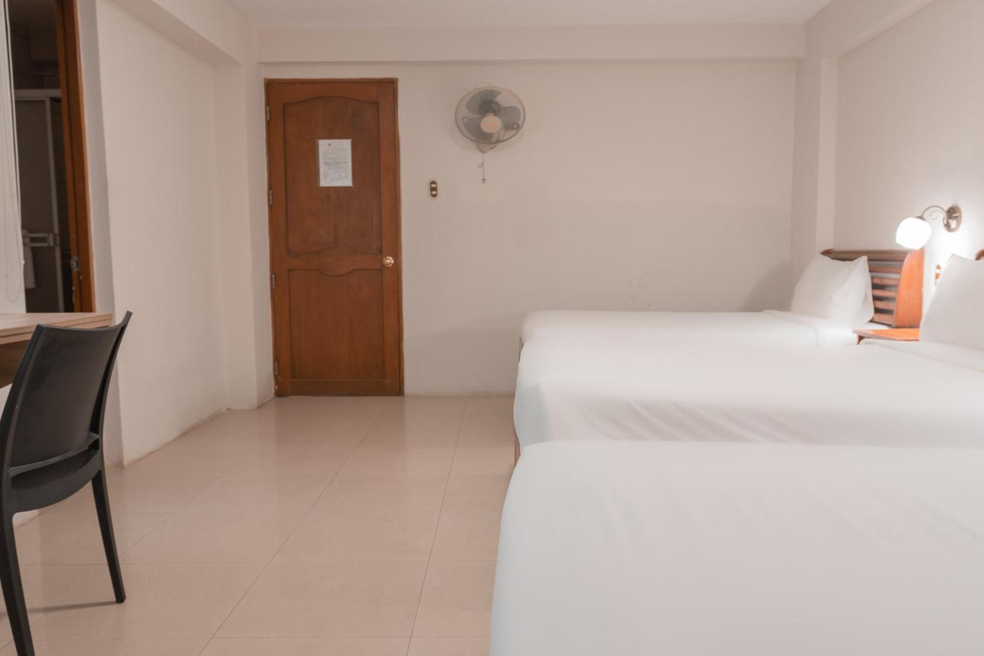 Hotel Alexander Trujillo Zimmer foto